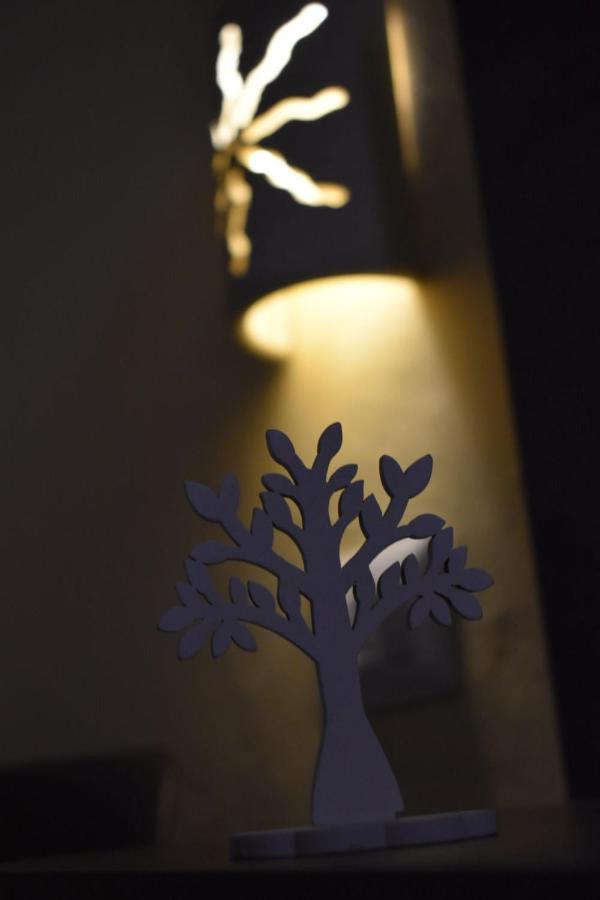Samele Bed And Breakfast Lecce Bagian luar foto