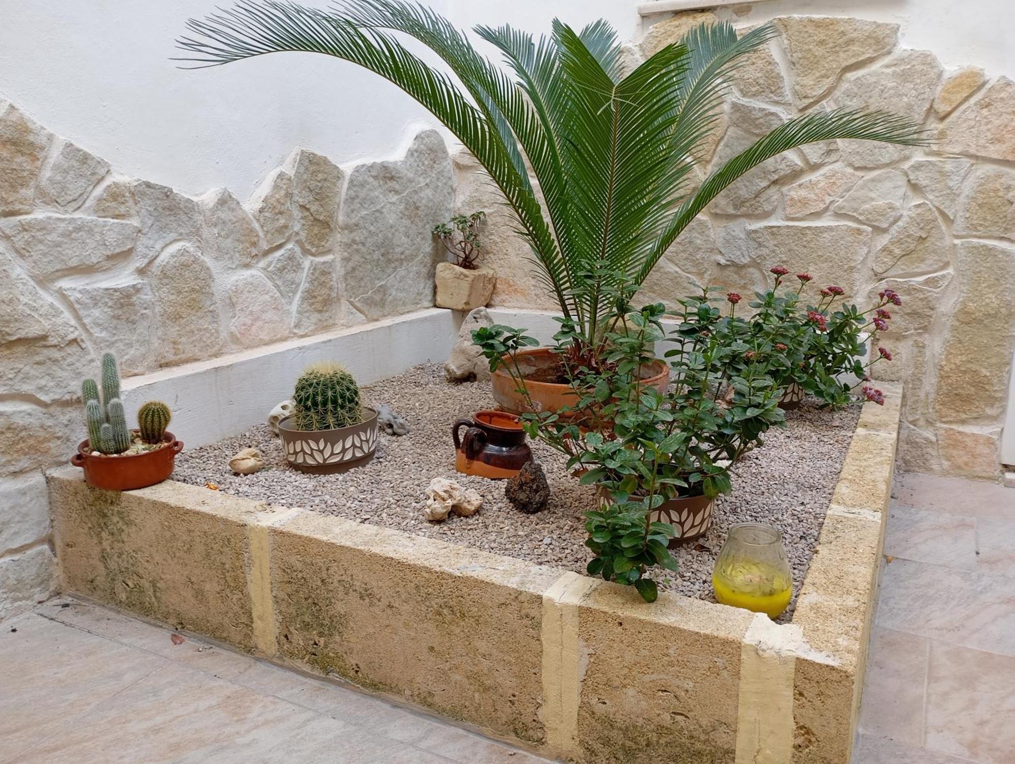 Samele Bed And Breakfast Lecce Bagian luar foto